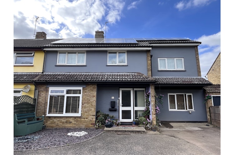 6 bedroom semi-detached house