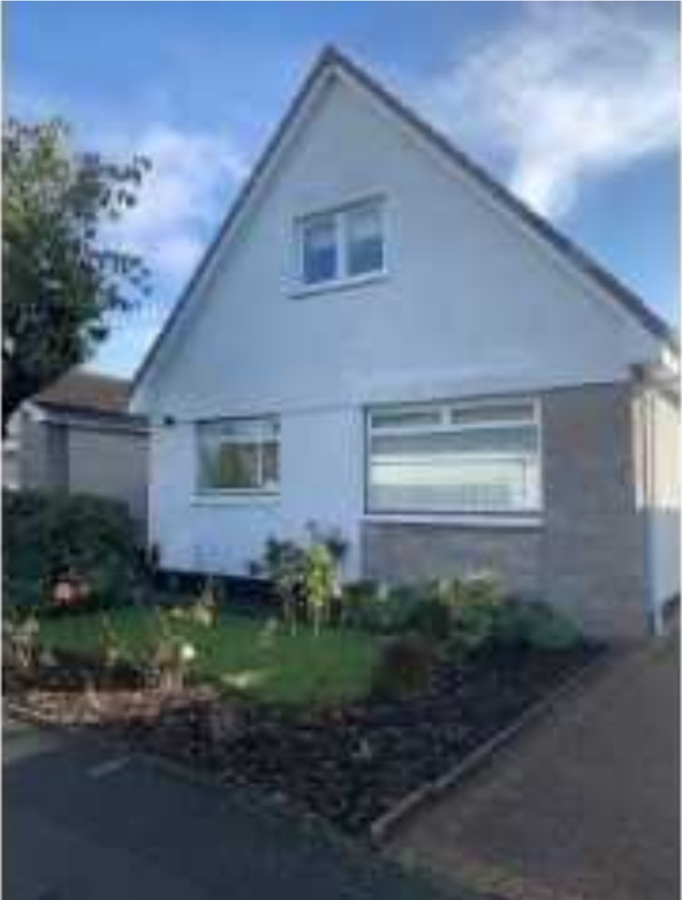 3 bedroom detached house