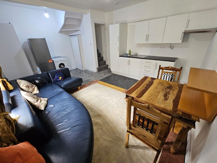 2 bedroom terraced
