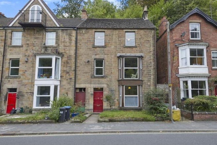 8 bedroom terraced house