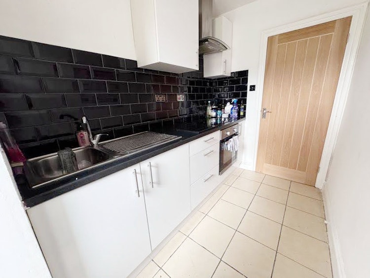 1 bedroom flat