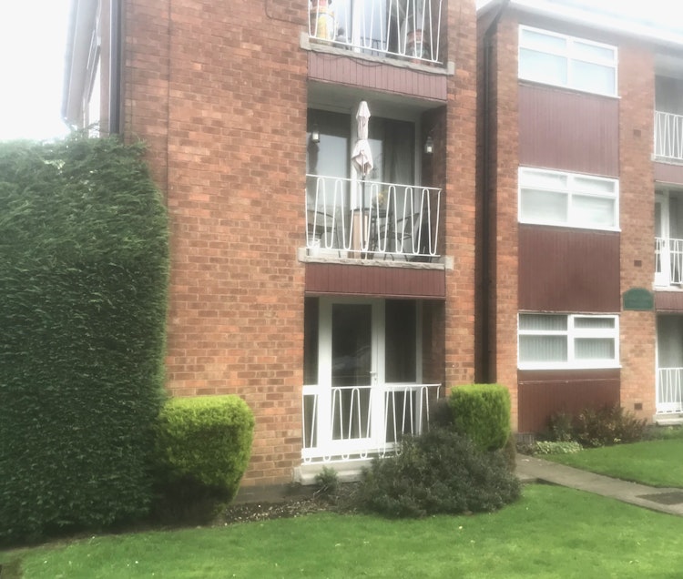 2 bedroom ground floor flat