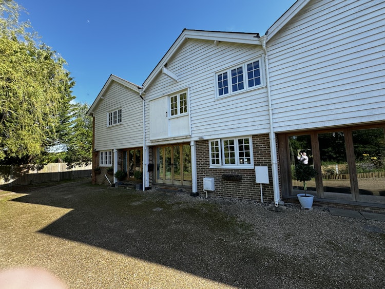 5 bedroom terraced house