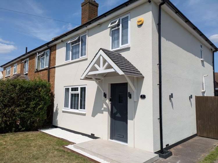 3 bedroom semi-detached house
