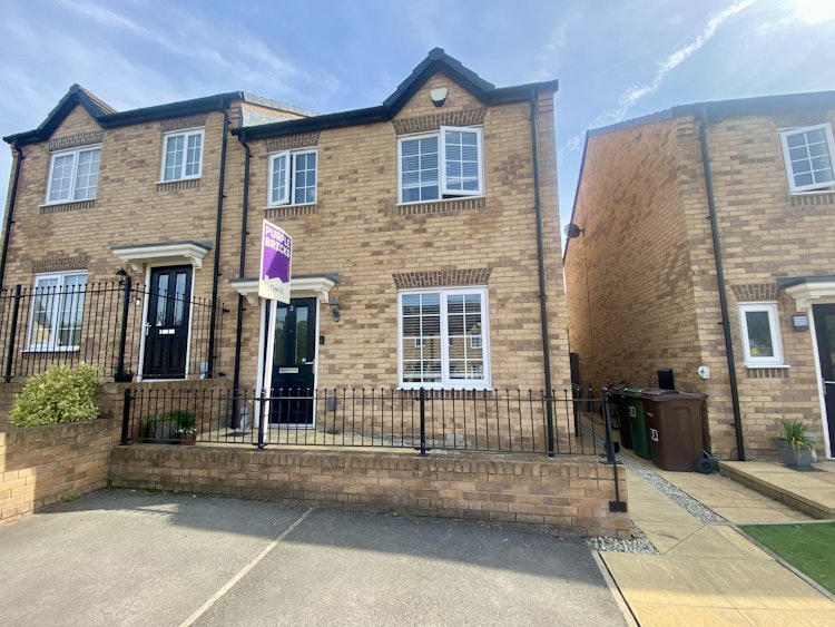 3 bedroom semi-detached house