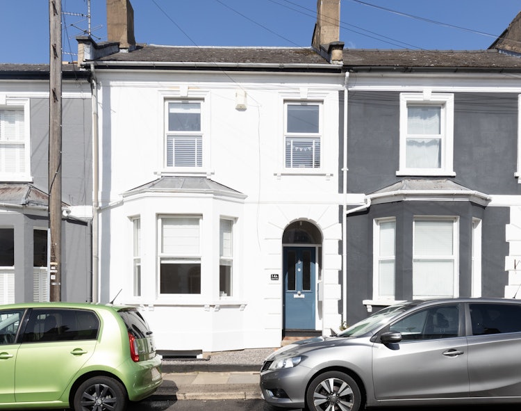 4 bedroom terraced house