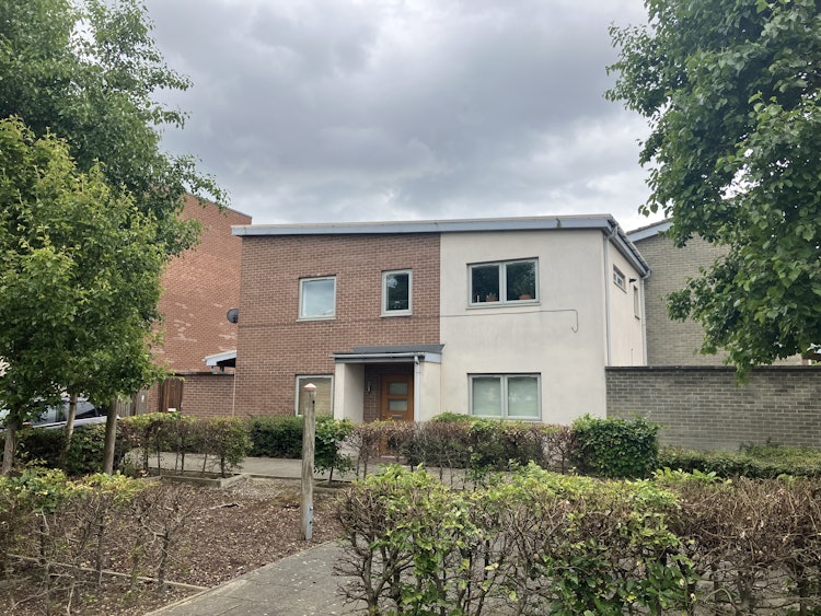 2 bedroom flat