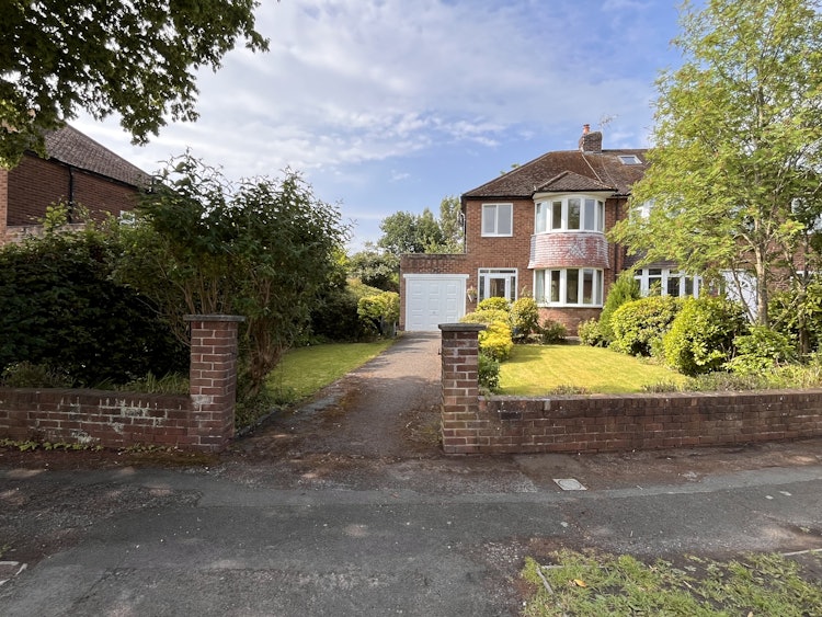 3 bedroom semi-detached house