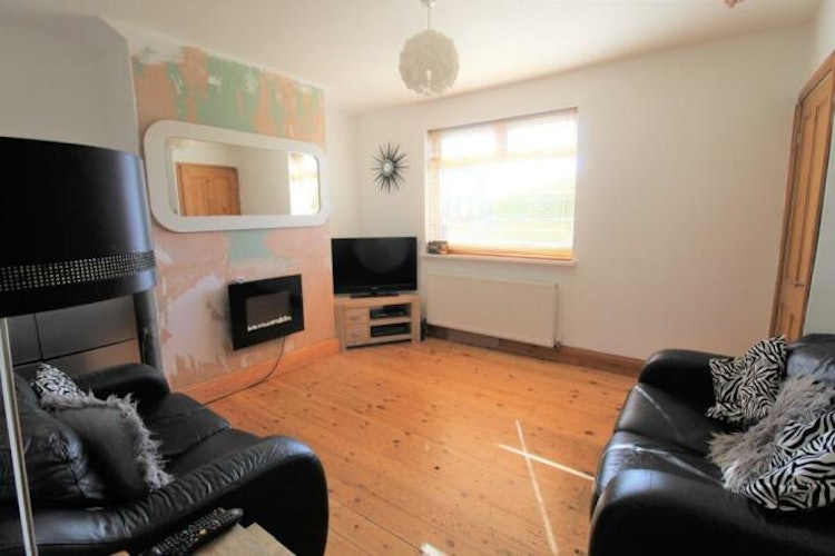 2 bedroom semi-detached house