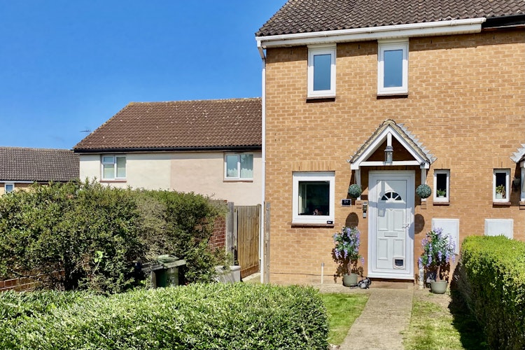 2 bedroom semi-detached house