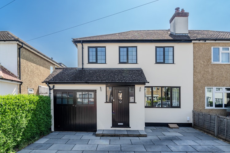 4 bedroom semi-detached house
