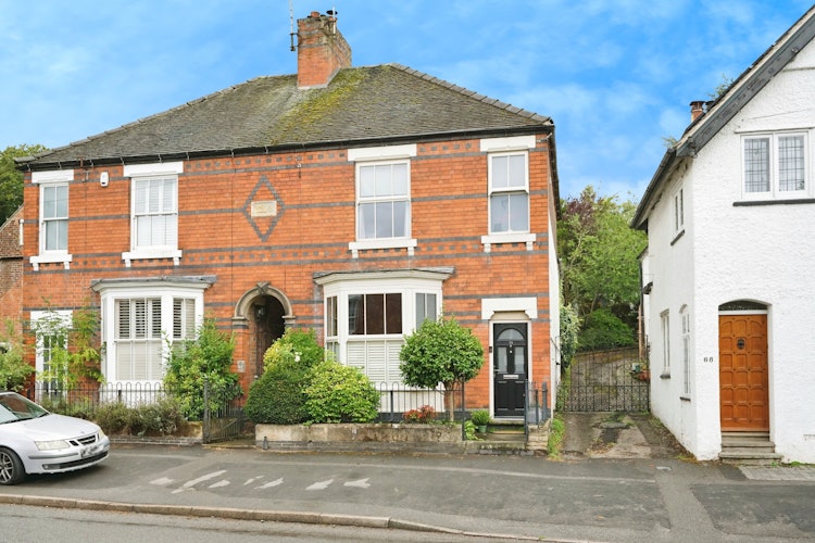 3 bedroom semi-detached house