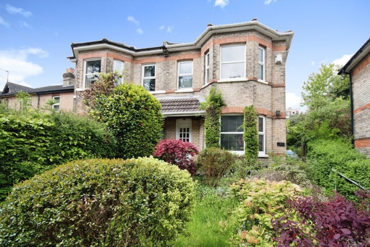 3 bedroom semi-detached house