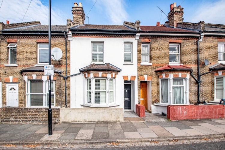 3 bedroom terraced house