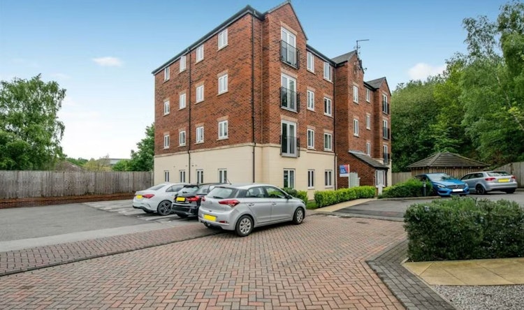 2 bedroom apartment