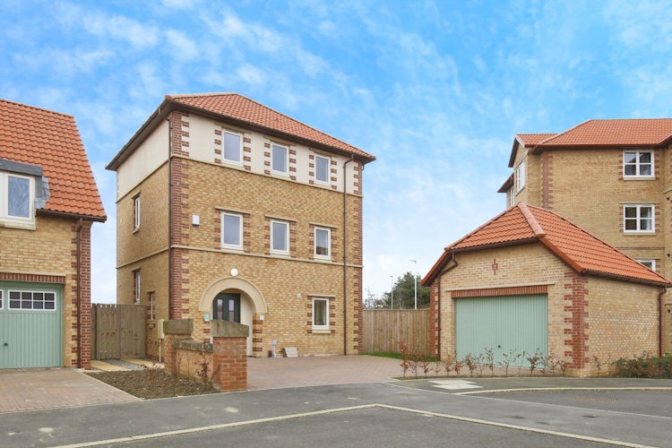 4 bedroom town house