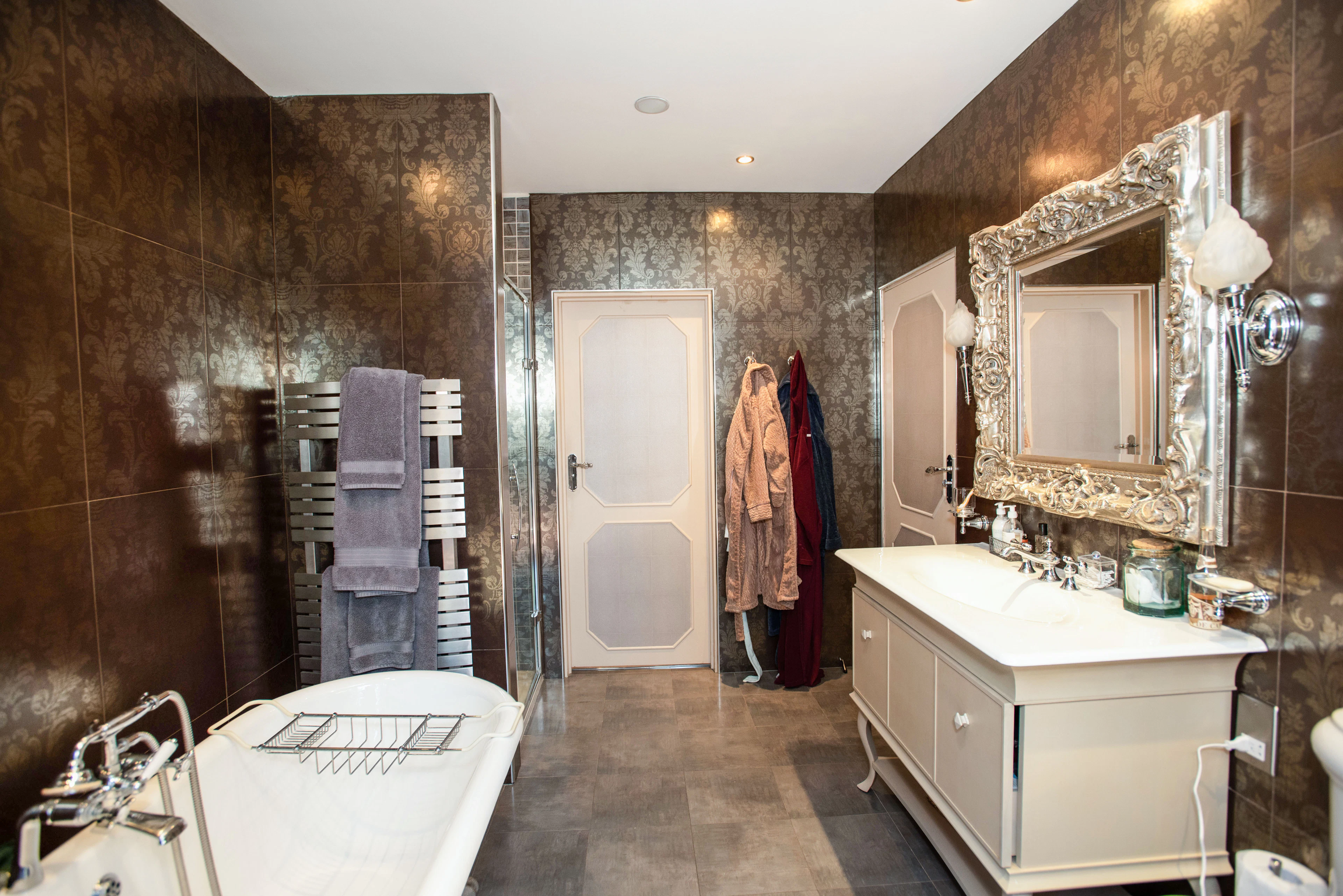 Master En-suite