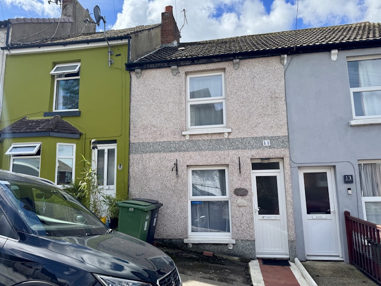 2 bedroom terraced house