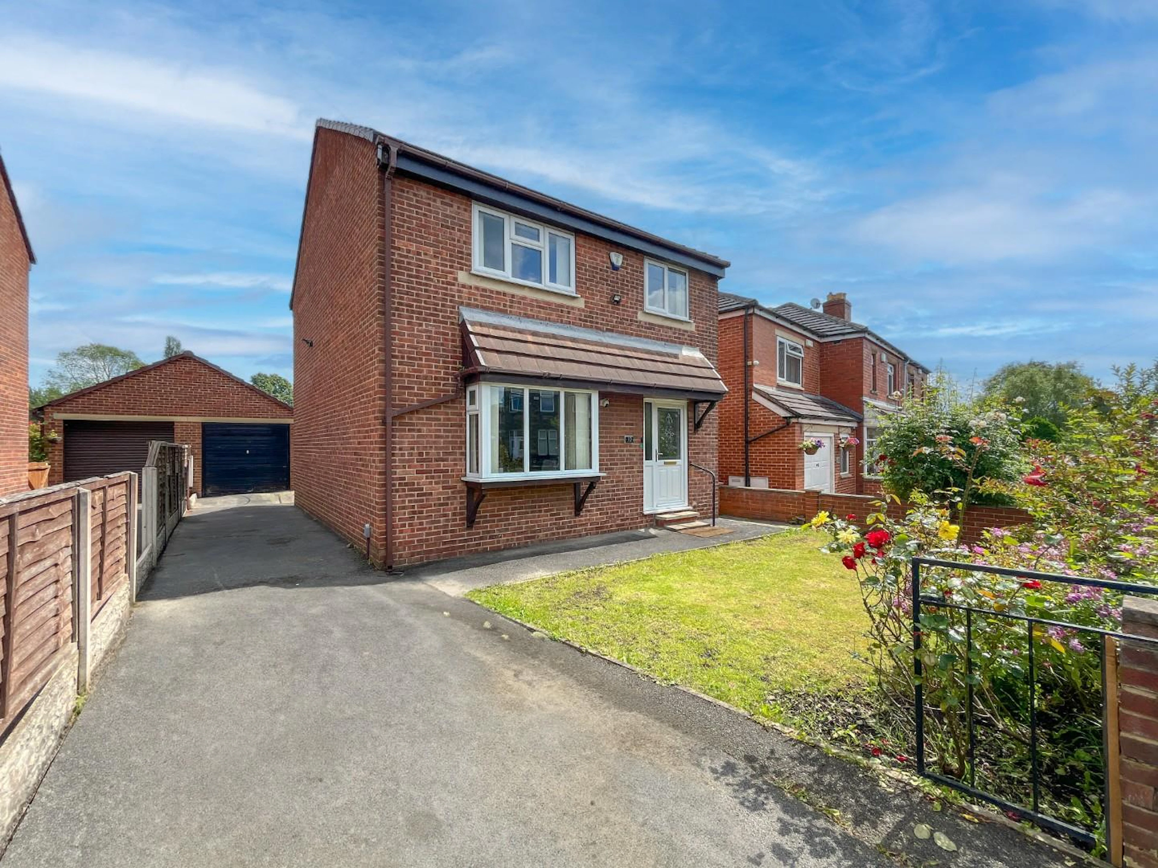 Longfield Road, Heckmondwike