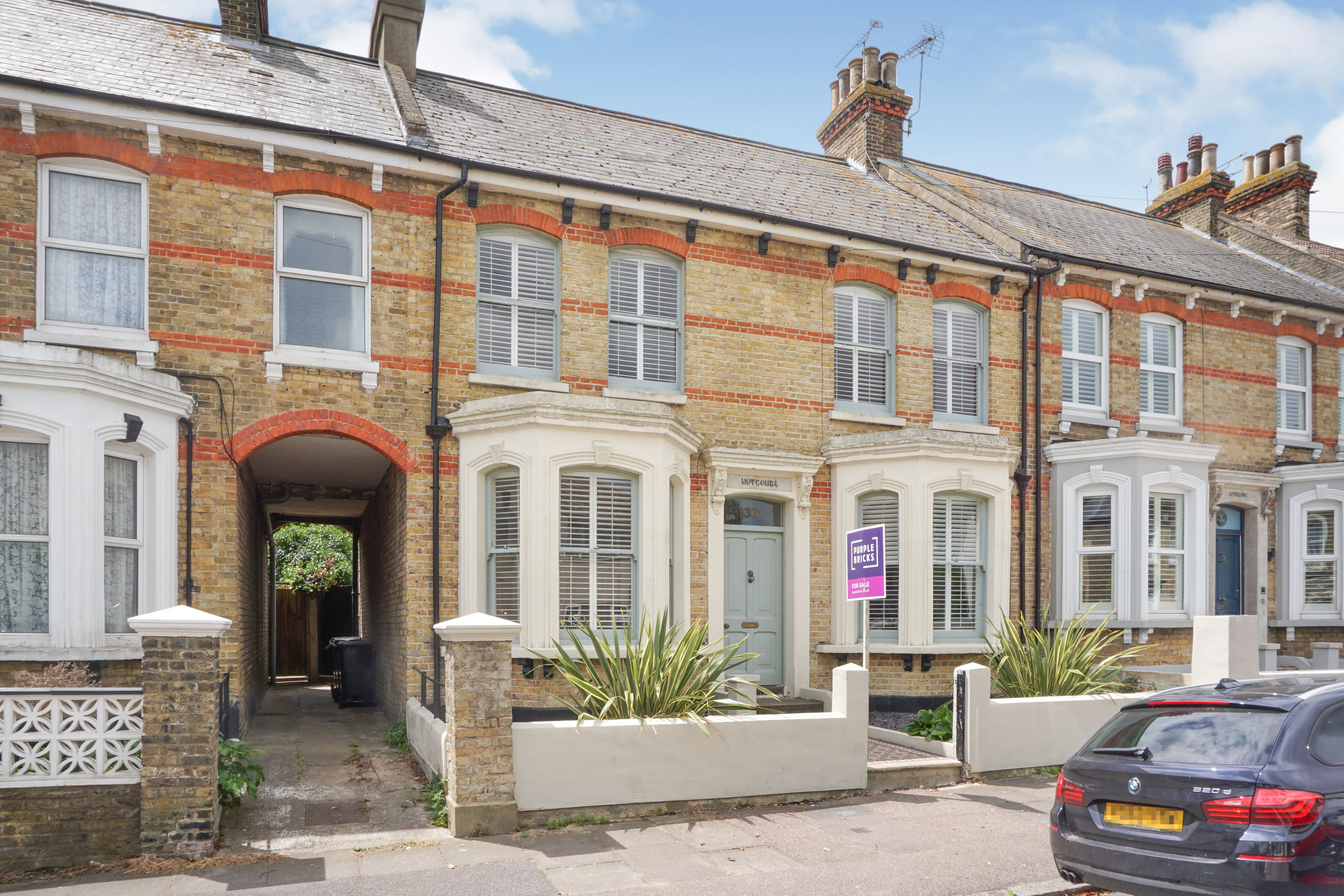 4 bedroom character property for sale in Crescent Road, Ramsgate, CT11 9RE