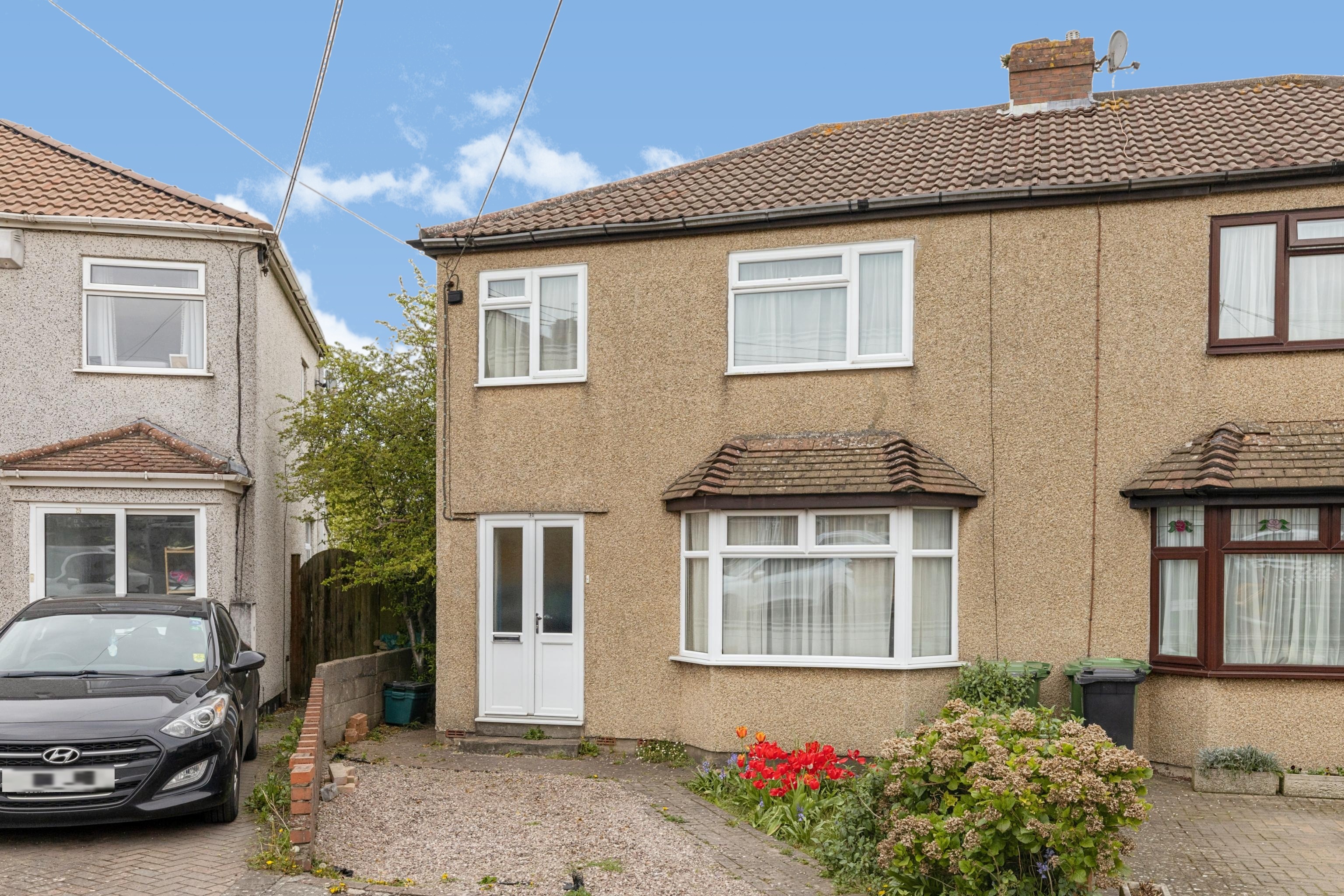 3 bedroom semi-detached house for sale in Pettigrove Gardens, Kingswood ...