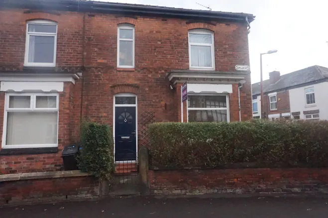3 bedroom end of terrace house for sale in Dale Street, Edgeley, SK3 9QA