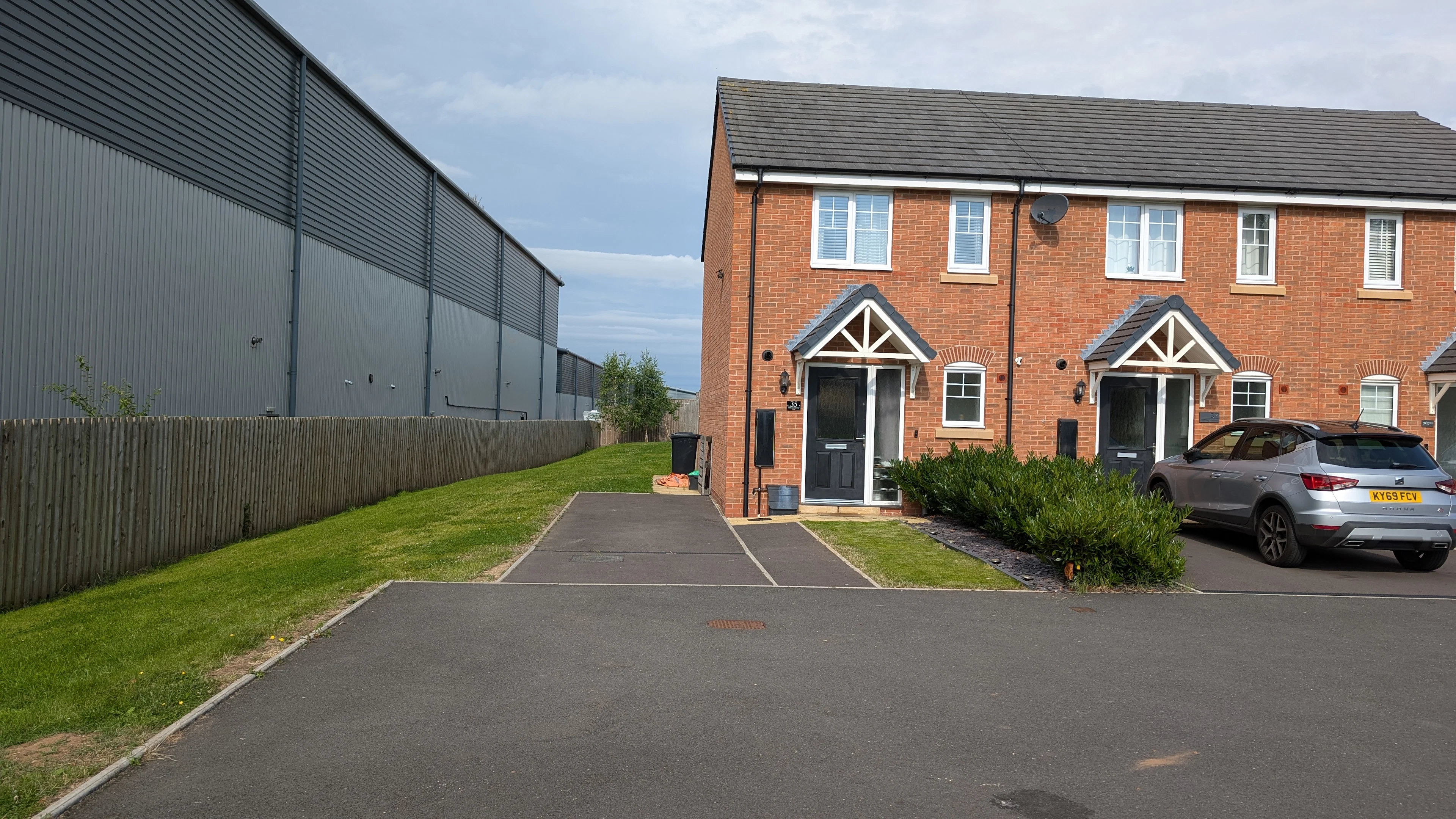 Herringbone Way, Kingswinford