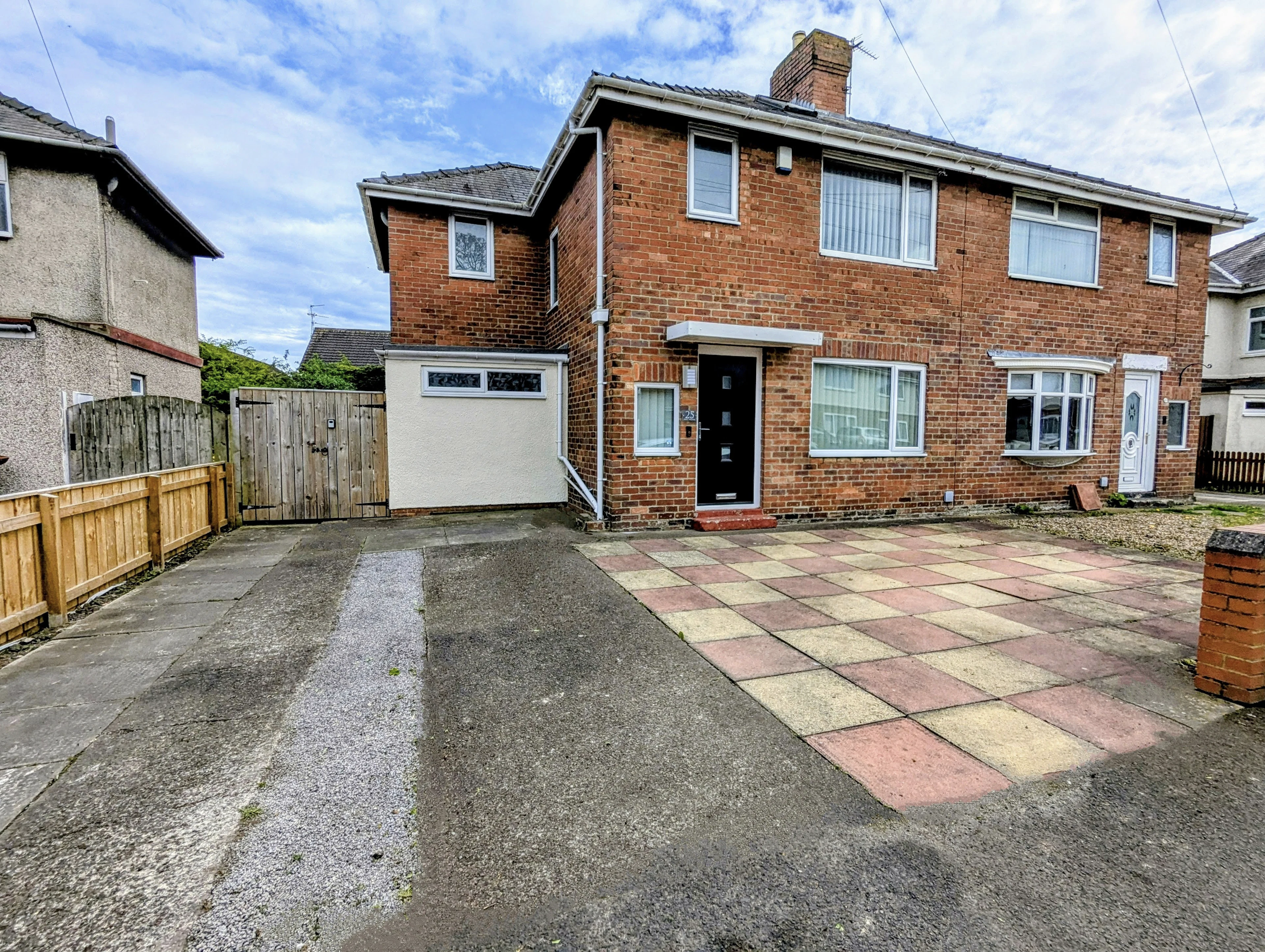First Avenue, Blyth