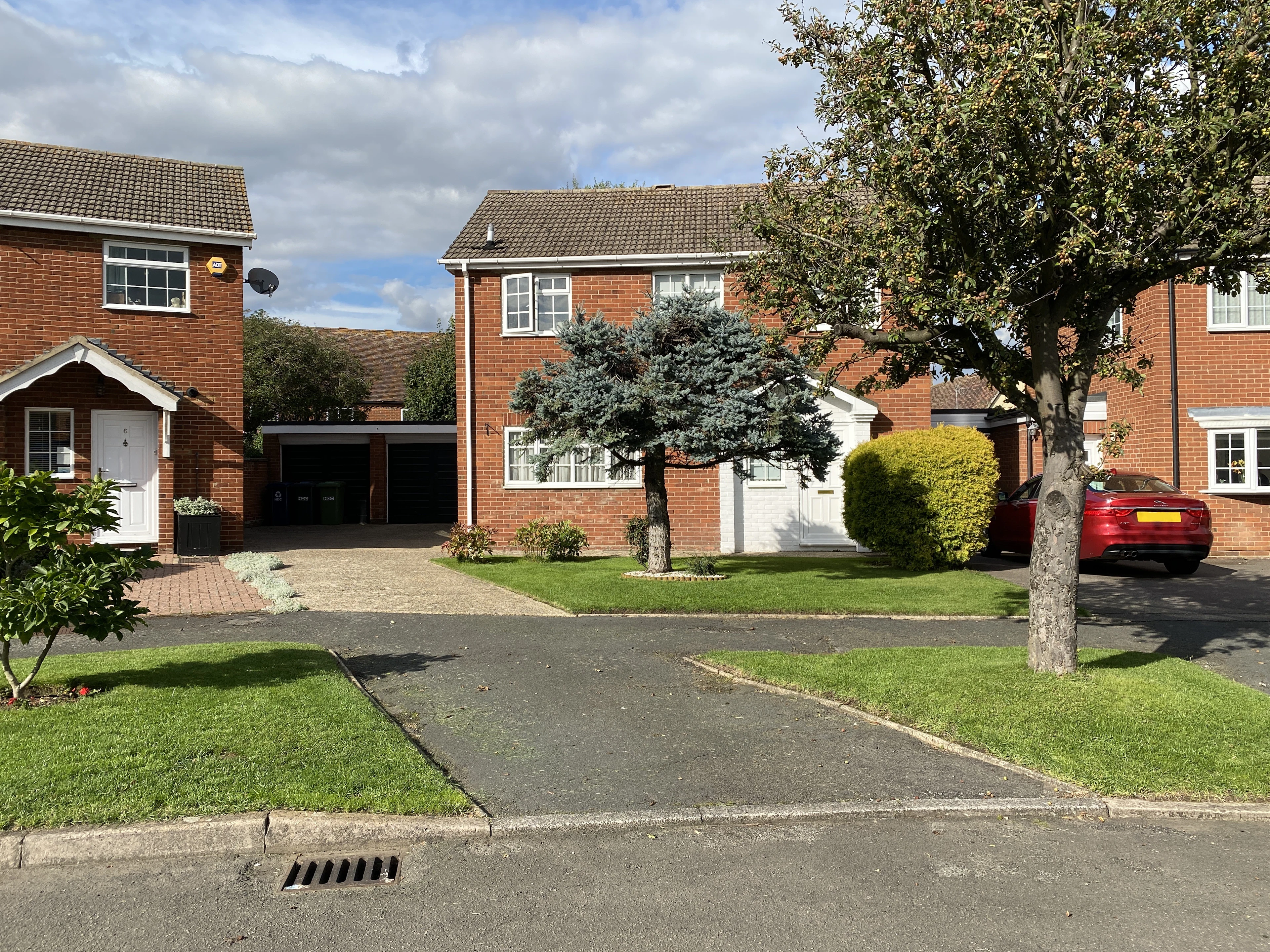 Ivelbury Close, St Neots