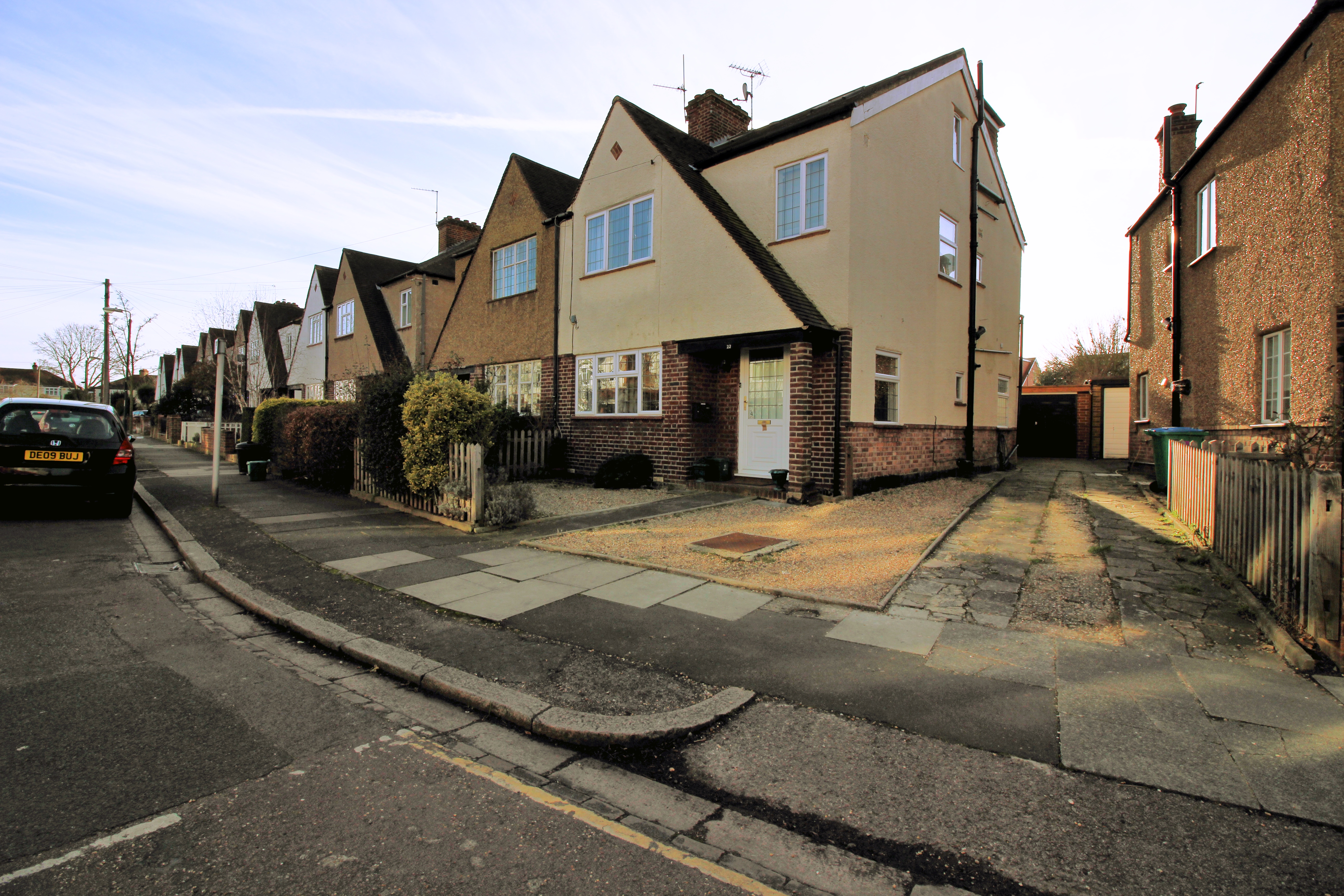 4 Bedroom Semi-detached House For Sale In Tennyson Avenue, Twickenham ...