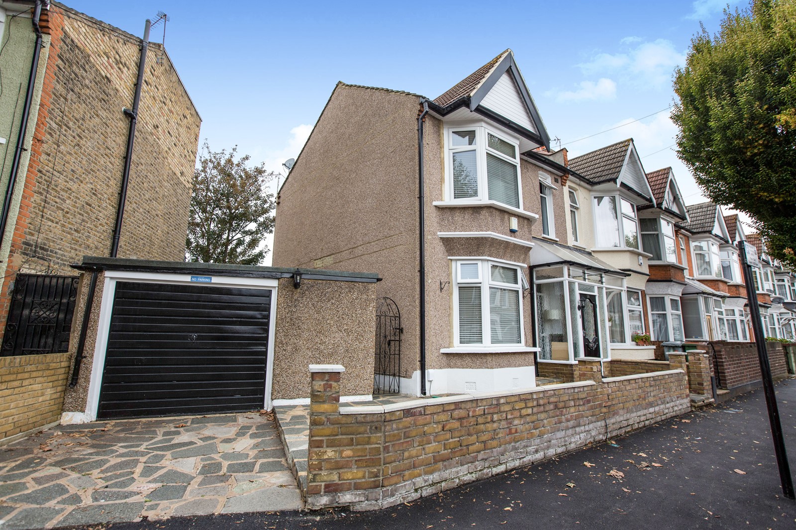 3 Bedroom End Of Terrace House For Sale In Brampton Road, London, E6 3LJ