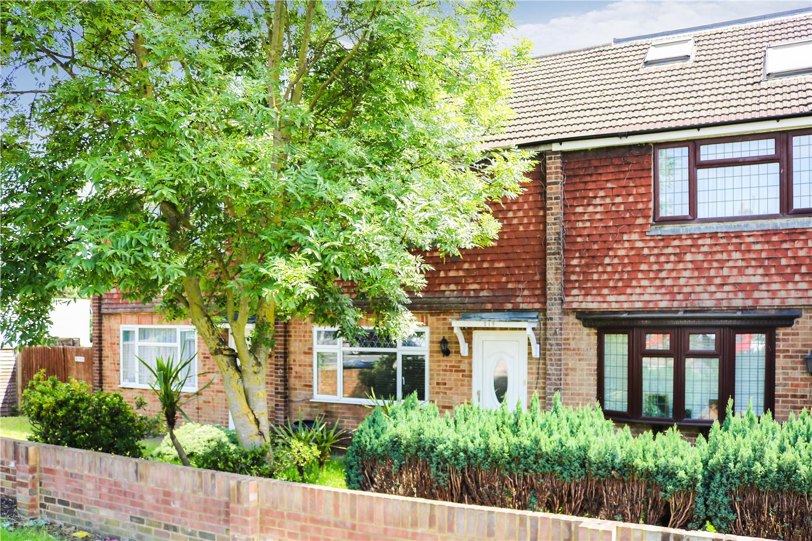 2 bedroom terraced house for sale in Church Road, Northolt, UB5 5BE