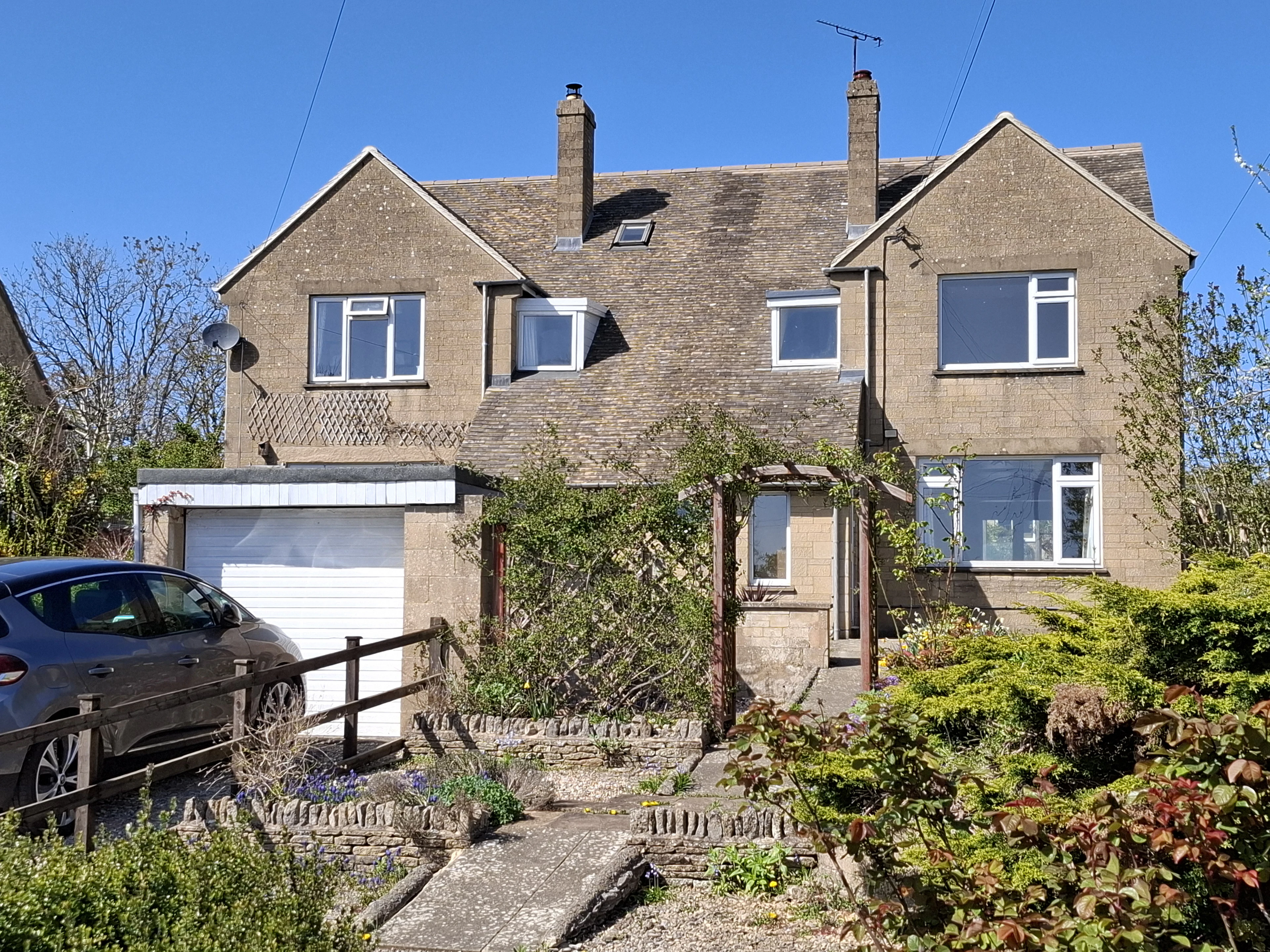Oakridge Lynch, Stroud
