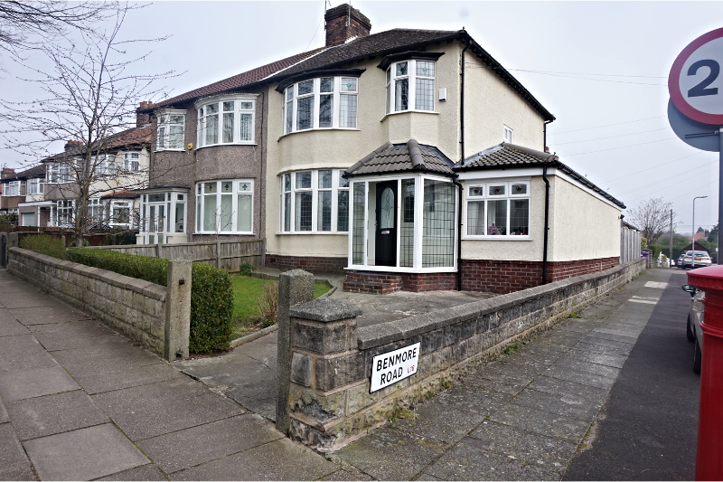 3 bedroom semi detached house for sale in Brodie Avenue Liverpool