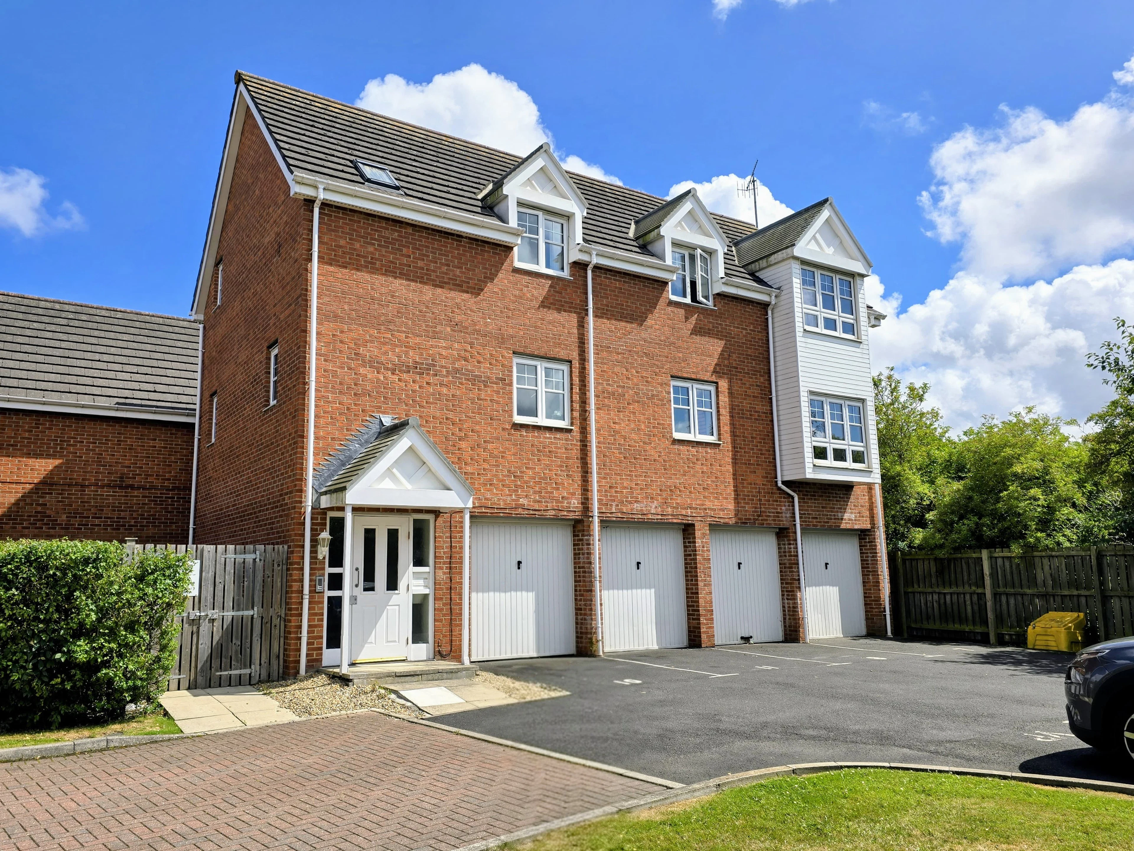 Lyons Court, Gateshead