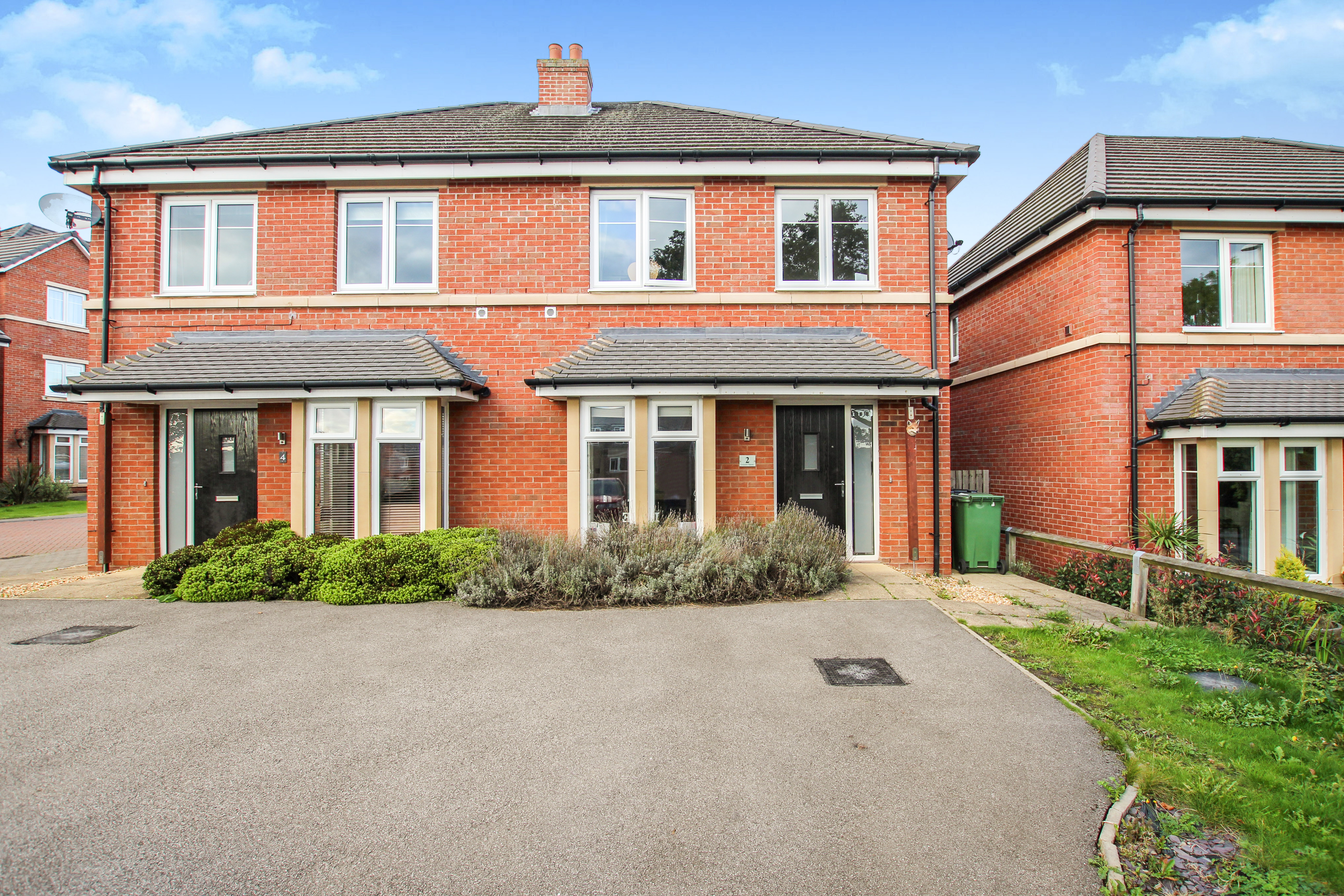 3 bedroom semi-detached house for sale in Leicester Square, Crossgates ...