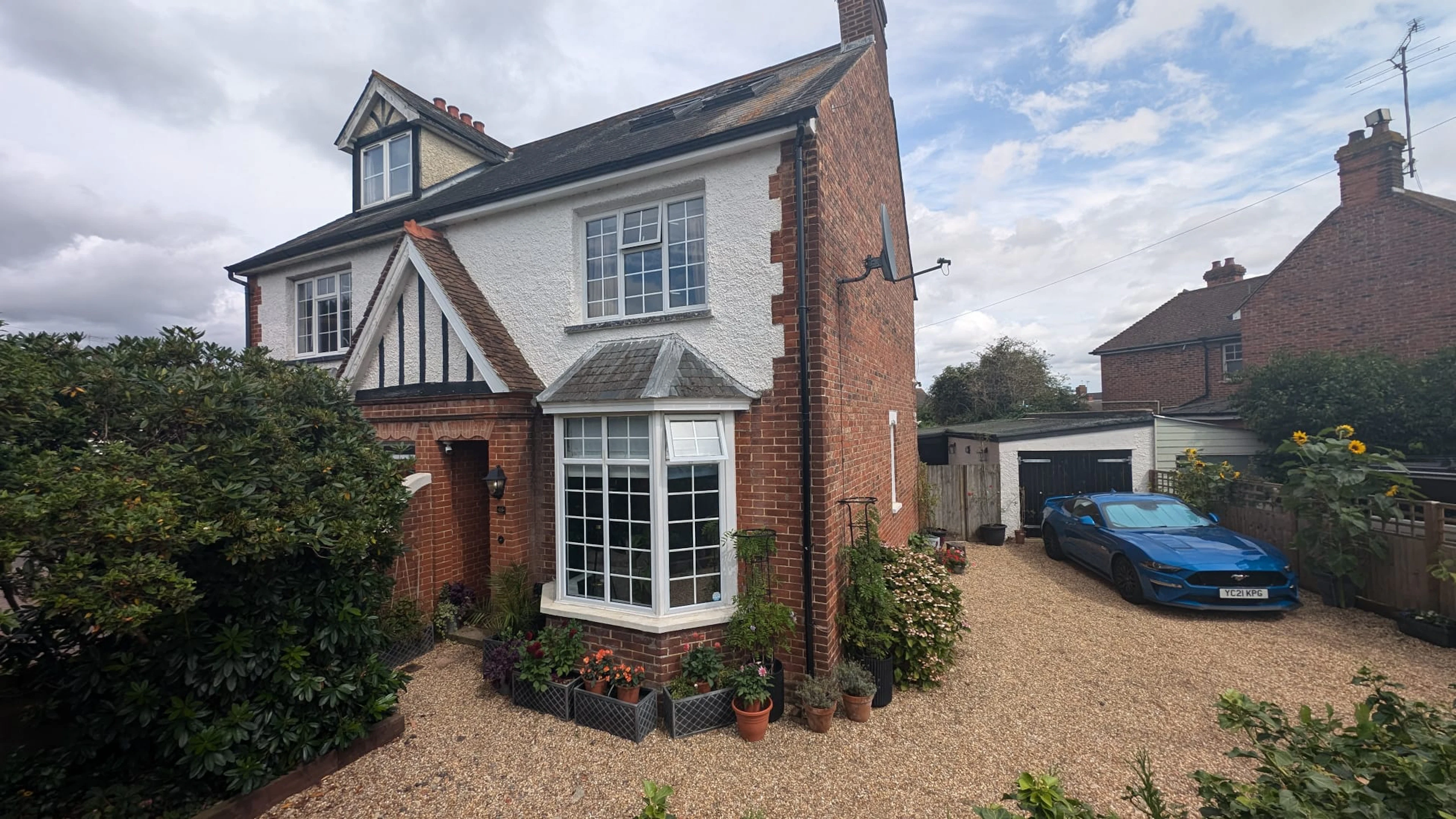Bond Road, Ashford