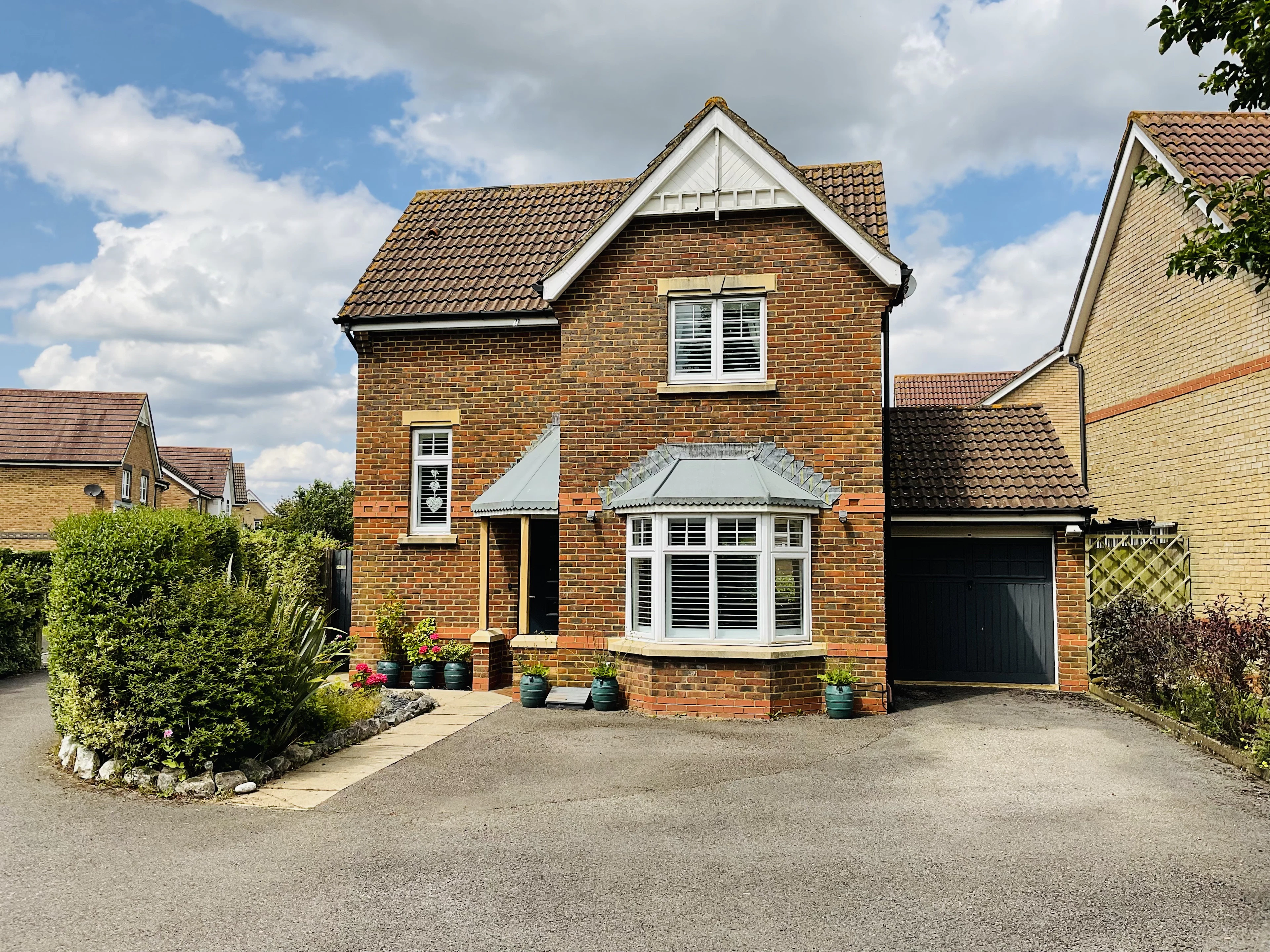 Vincent Place, Ashford