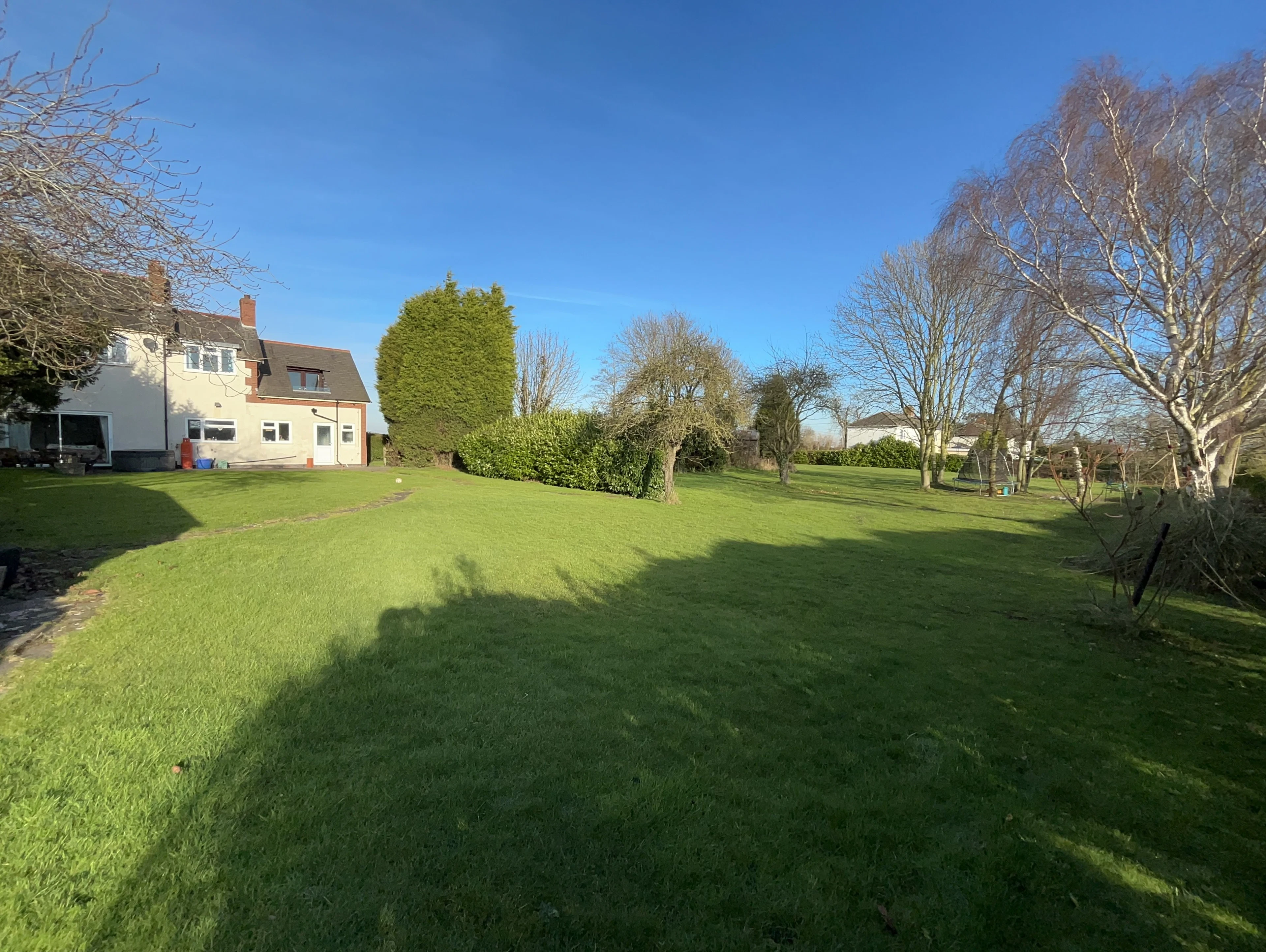 Lynn Lane, Lichfield