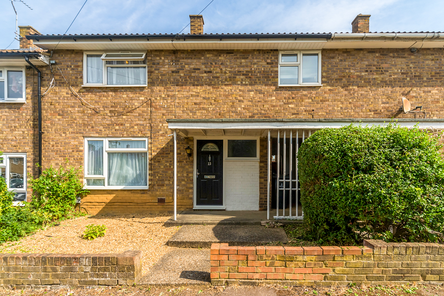 3 Bedroom Terraced House For Sale In Briardale, Stevenage, SG1 1TP