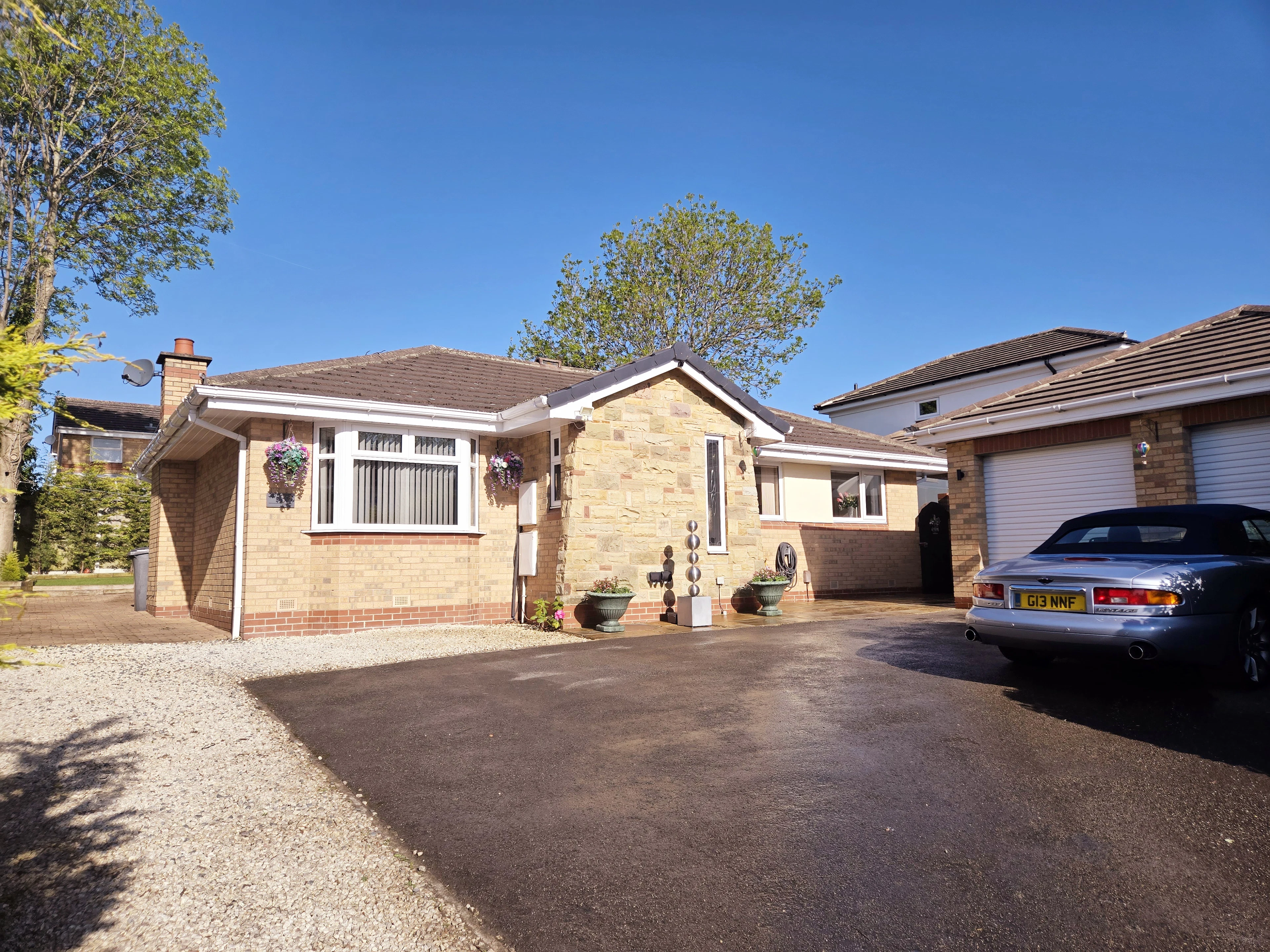 Leith Court, Dewsbury