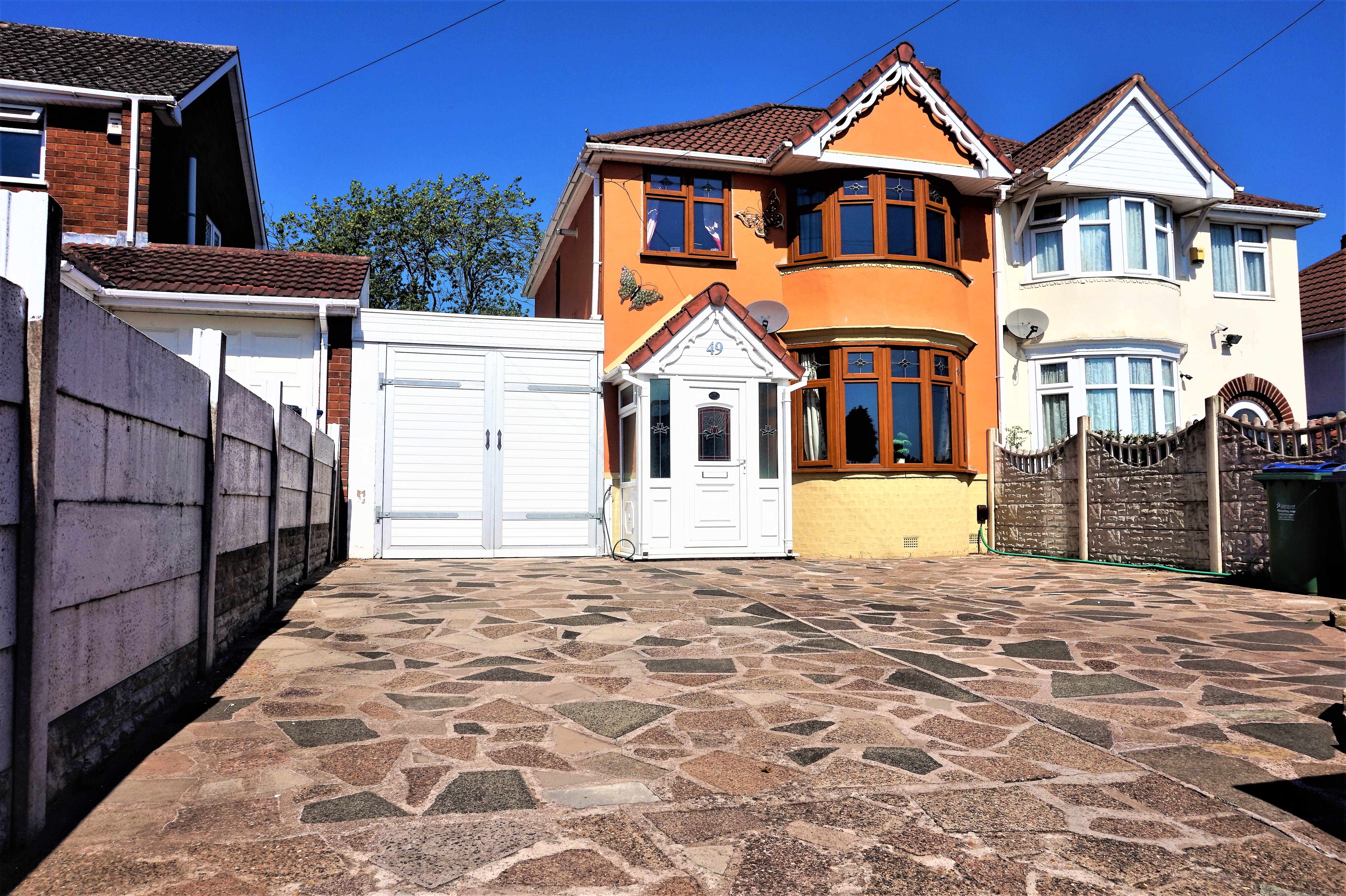 3 bedroom semi-detached house for sale in Throne Crescent, Rowley Regis ...