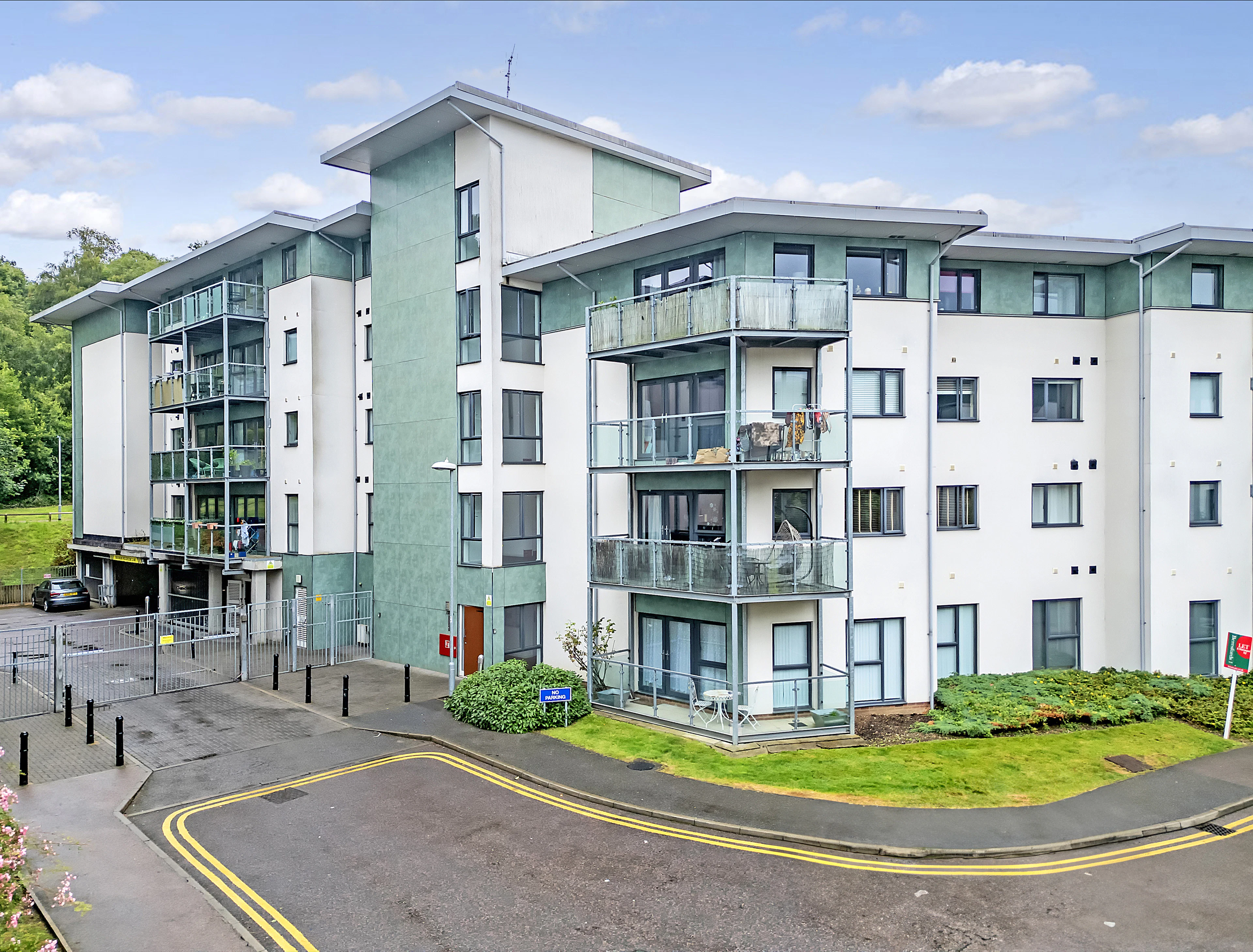 Rollason Way, Brentwood
