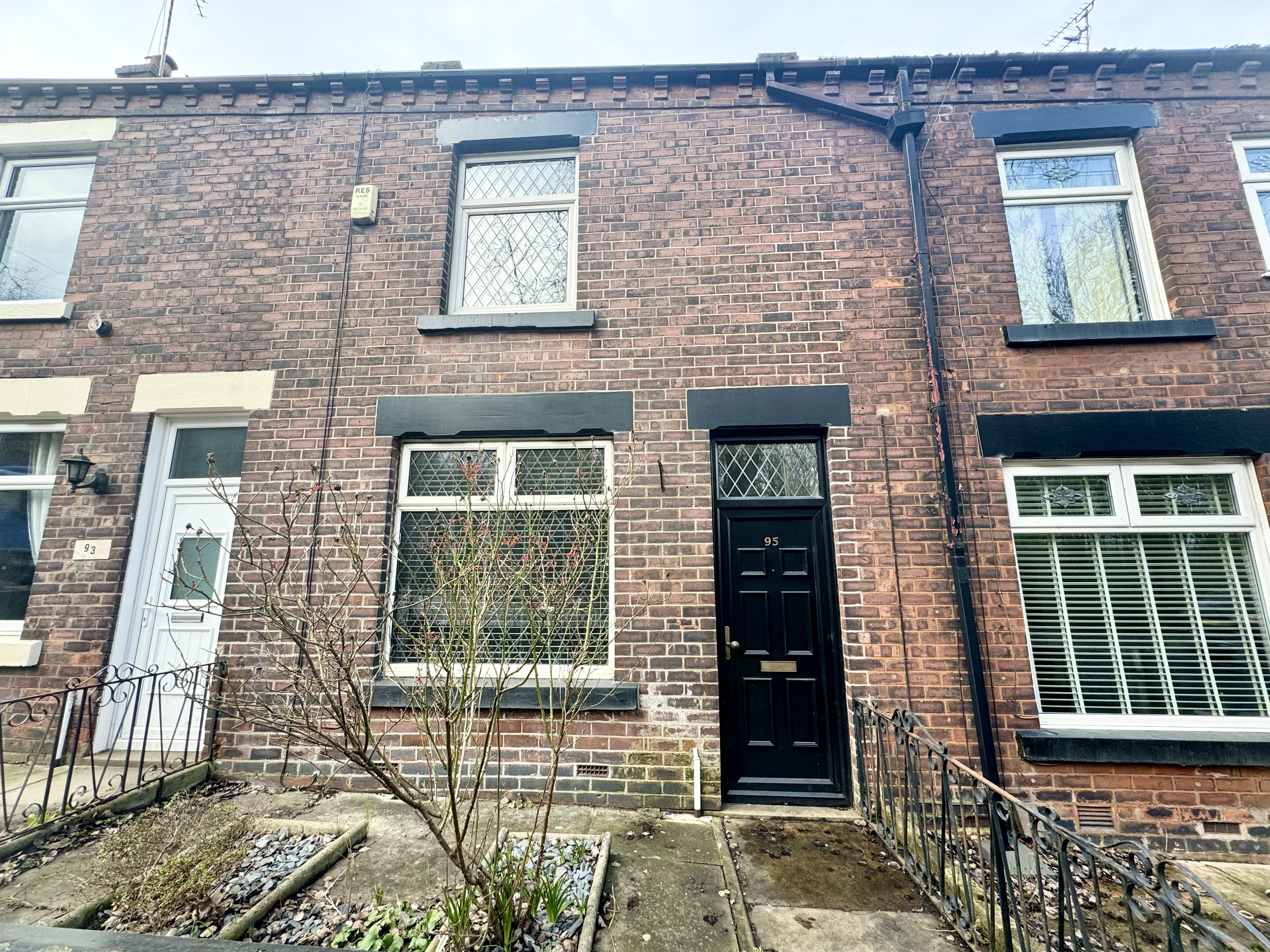 2 bedroom terraced house for sale in Stoneclough Road Manchester