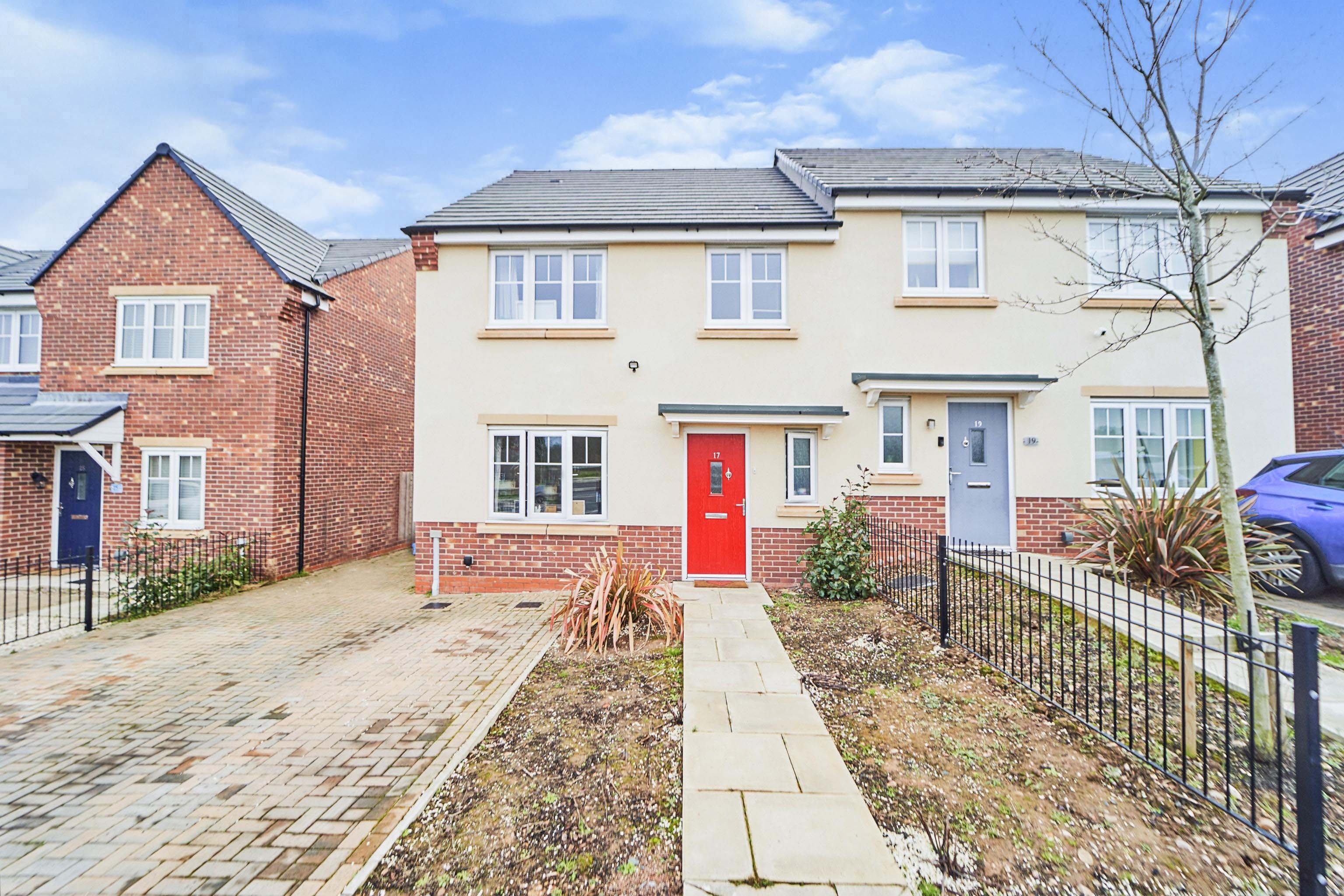 4 bedroom semi-detached house for sale in Spring Pool Meadow, Dudley ...