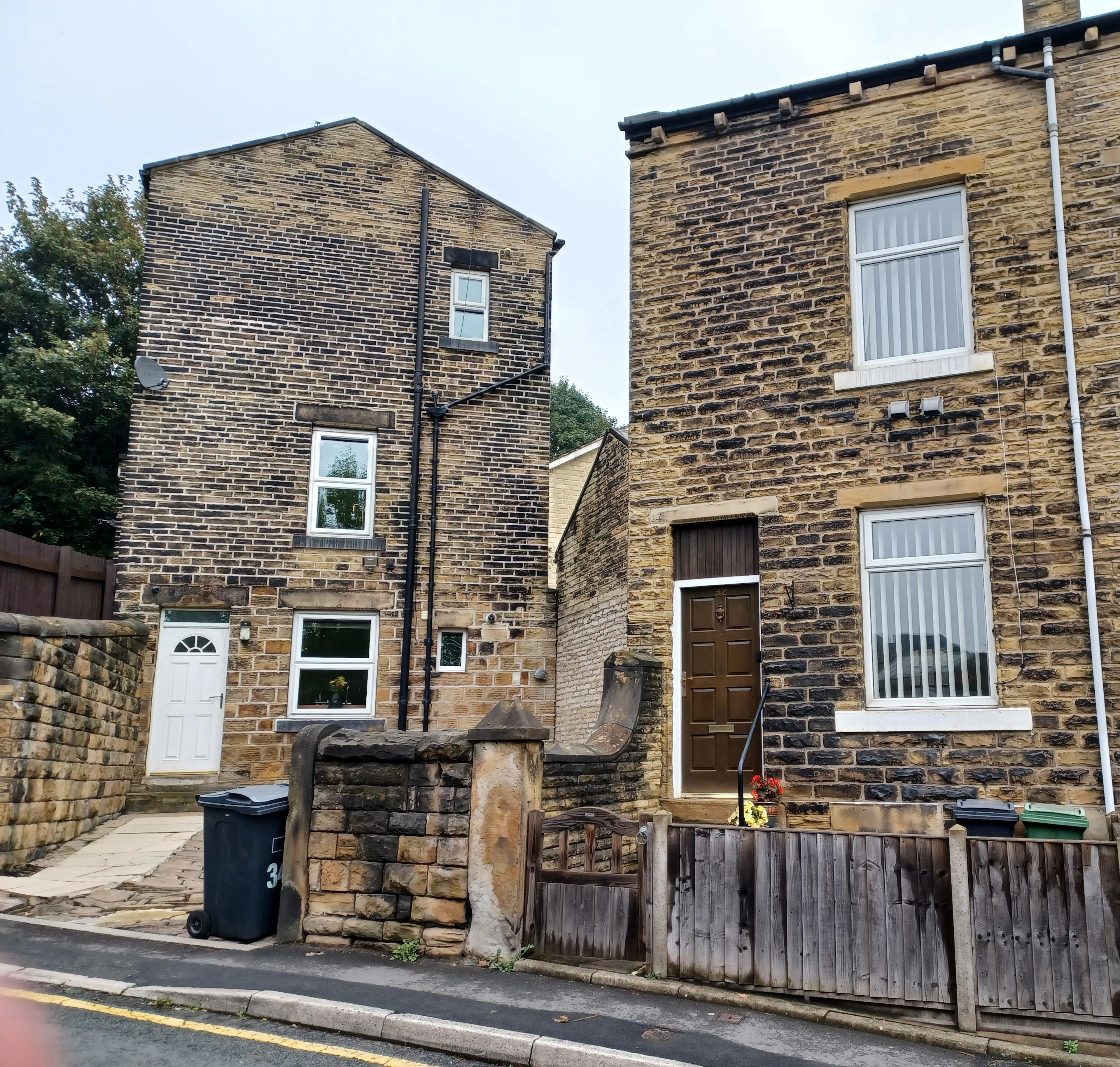 Crackenedge Lane, Dewsbury