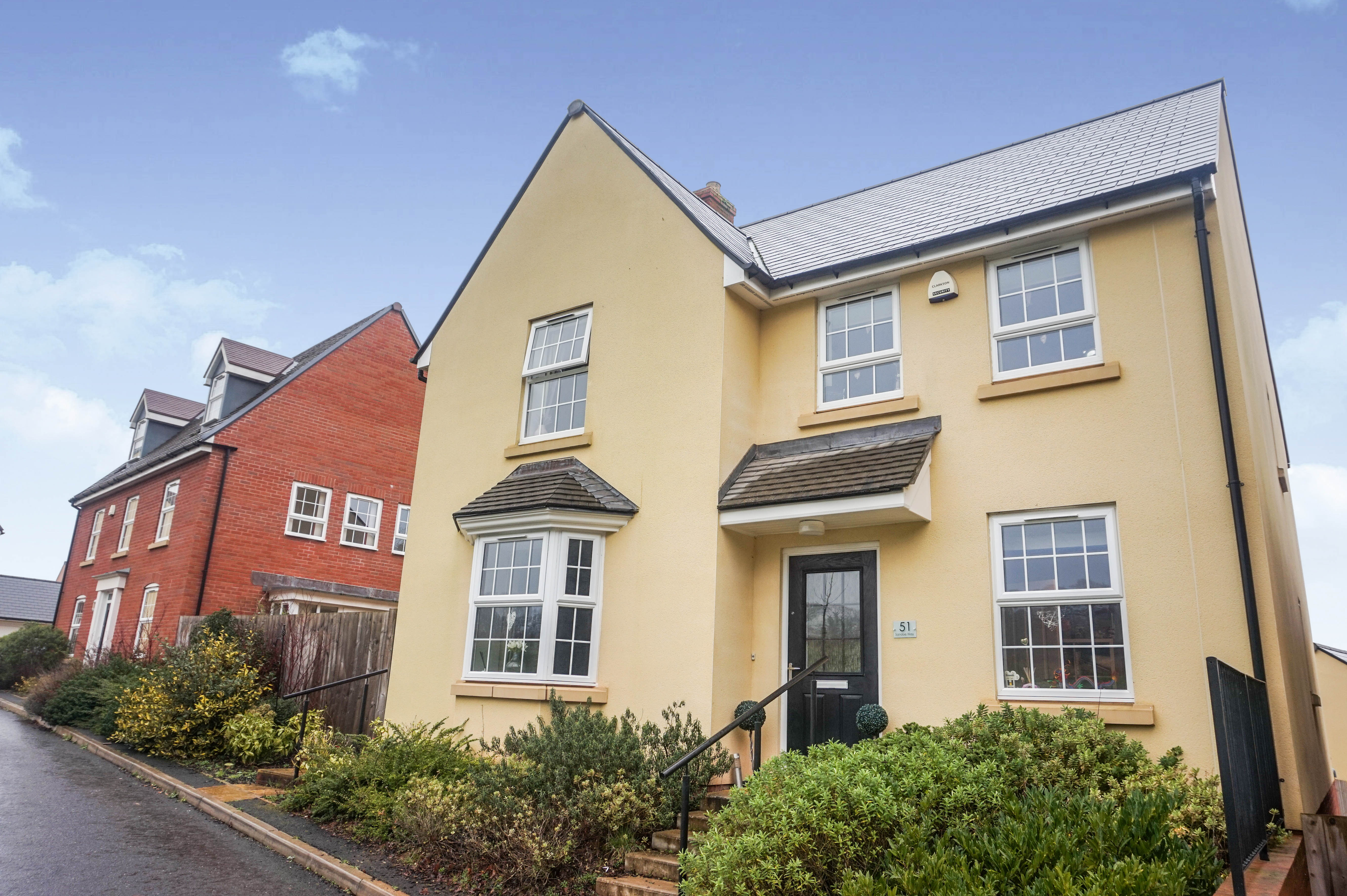 4 bedroom detached house for sale in Sandoe Way, Exeter, EX1 3WH